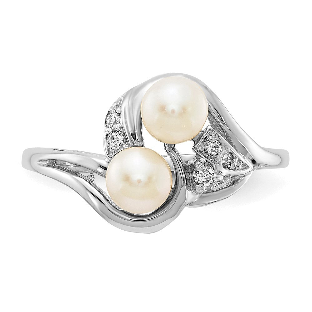 14k White Gold 4mm FW Cultured Pearl AA Diamond ring