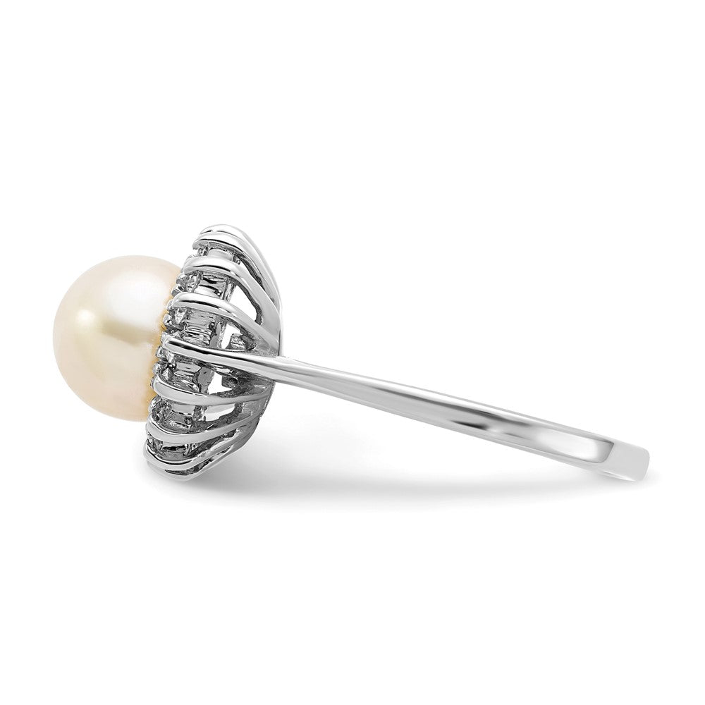 14k White Gold 7.5mm FW Cultured Pearl AA Diamond Ring