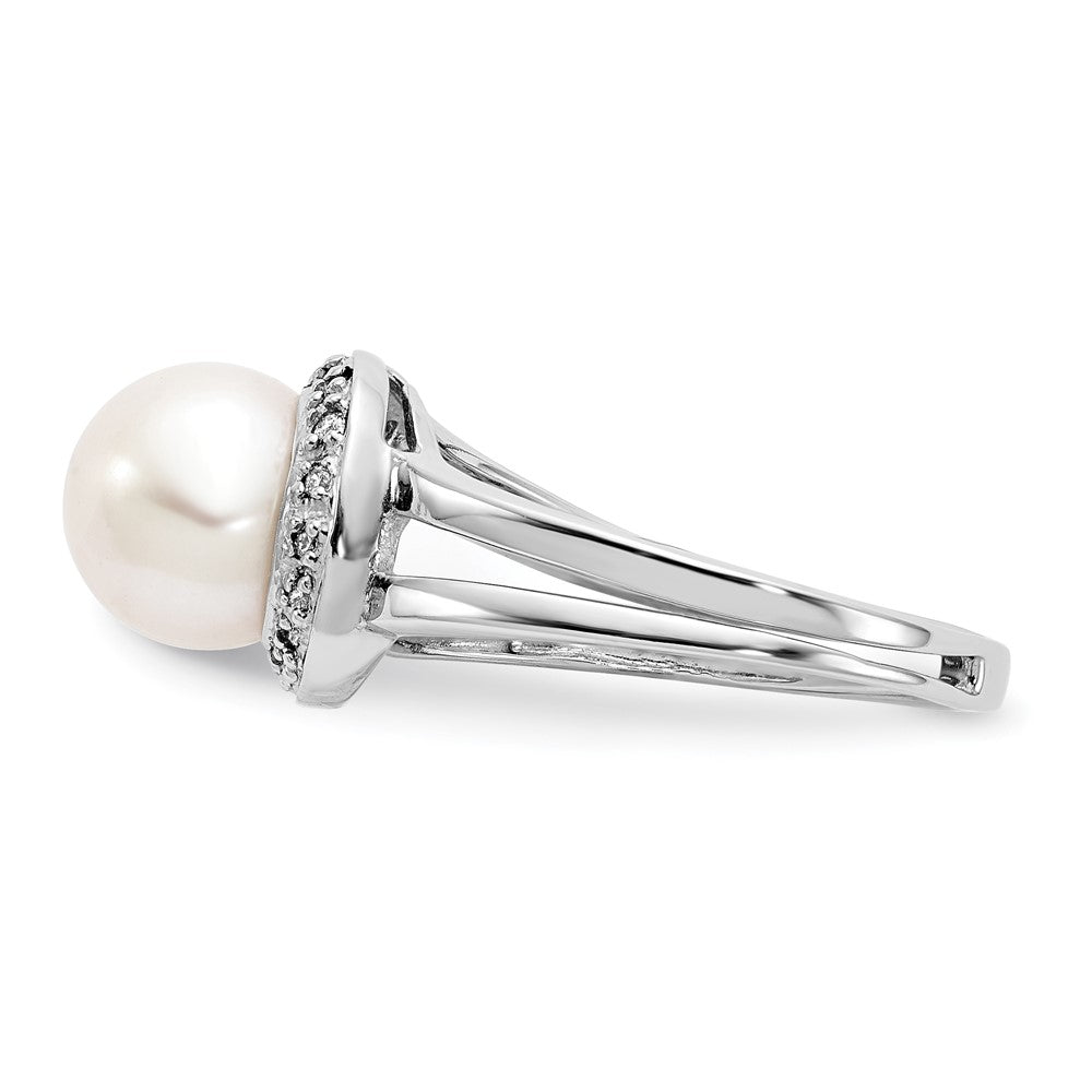 14k White Gold 7.5mm FW Cultured Pearl AAA Diamond ring