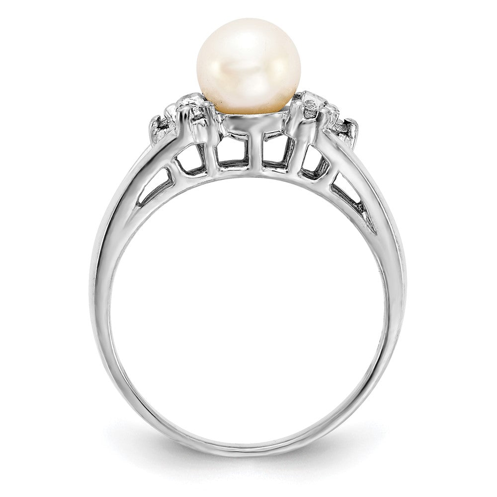 14k White Gold 6mm FW Cultured Pearl VS Diamond ring