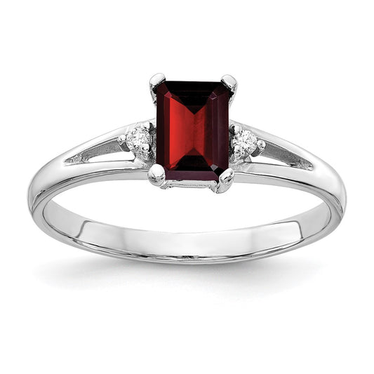 14k White Gold 6x4mm Emerald Cut Garnet VS Diamond ring